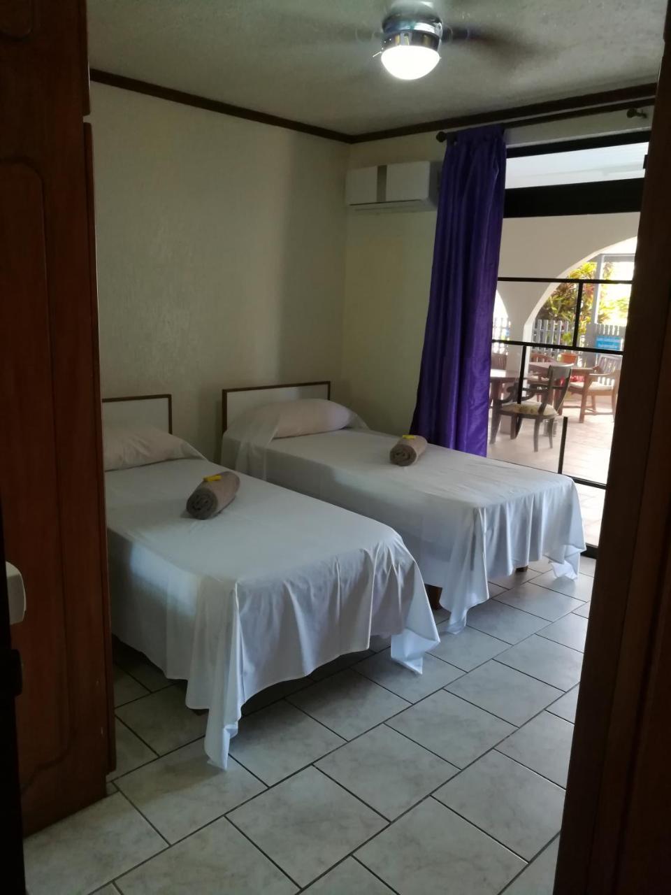 Ahitea Lodge Papeete  Buitenkant foto